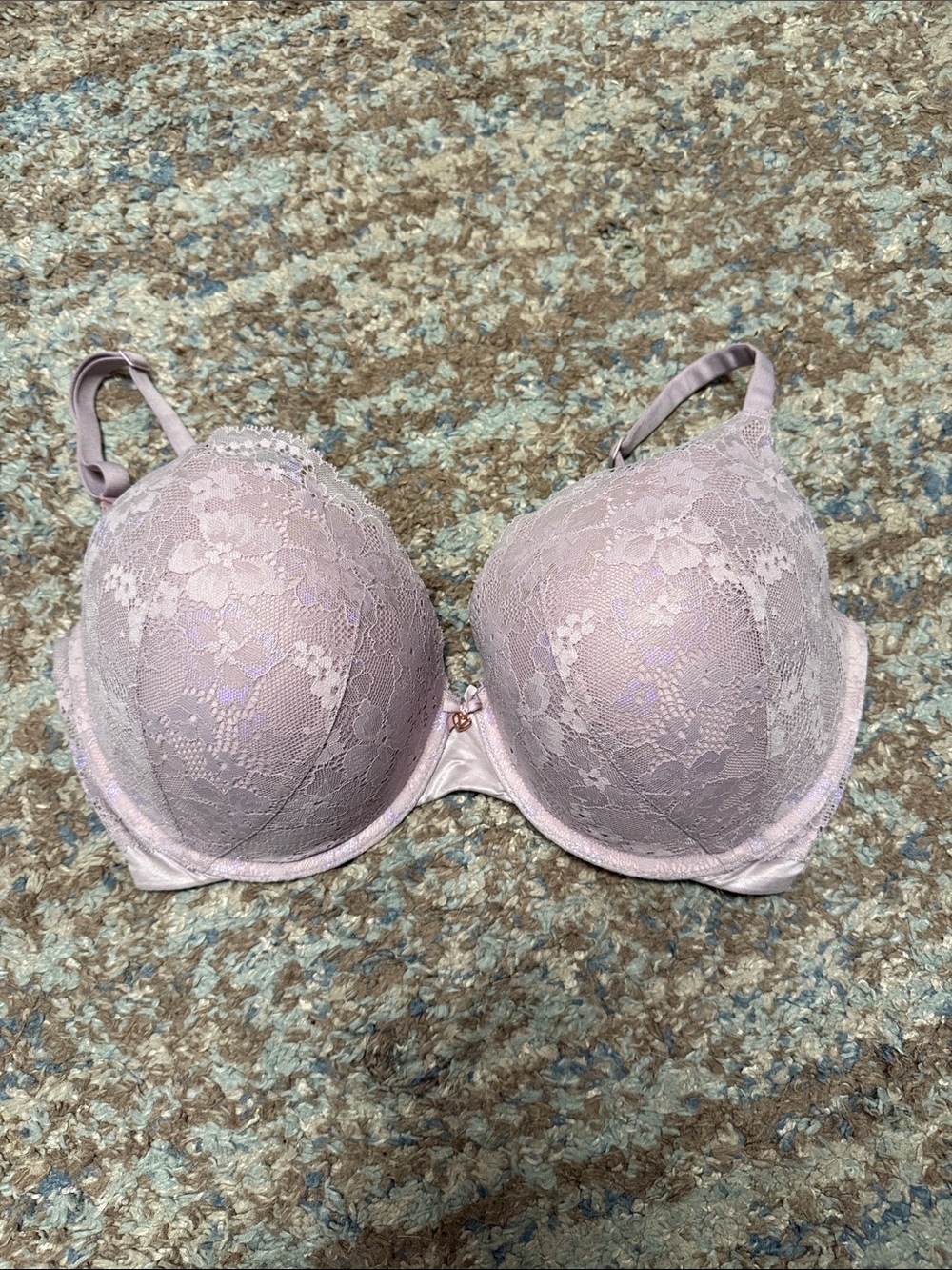 Victoria's Secret Lace Underwire Bra — Light Mauve, 36DDD